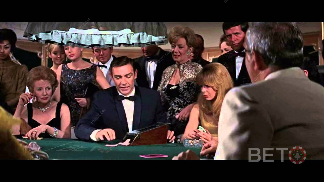 James Bond mängib Baccarat